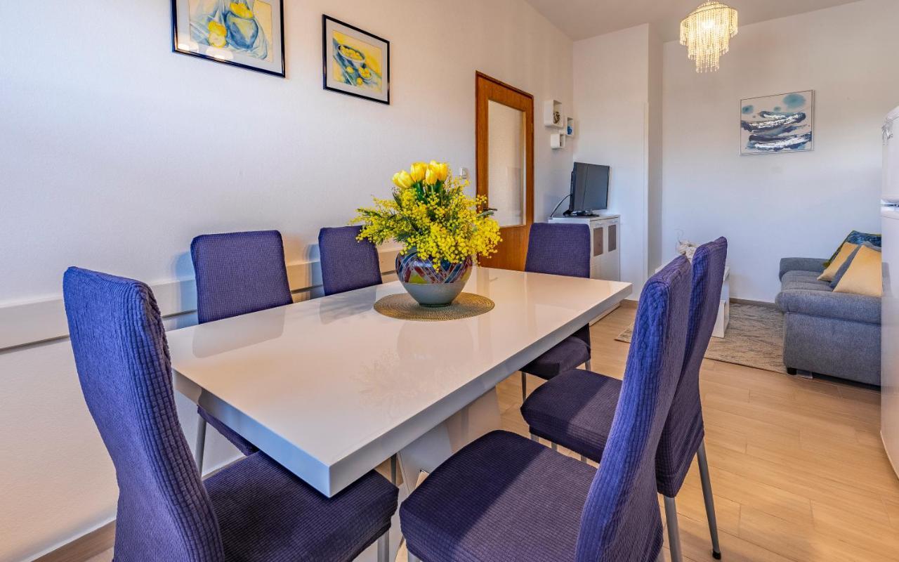 Sweet House With Free Parking Villa Pula Exterior photo